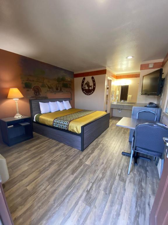 Americas Best Value Inn - Legend's Inn image 24
